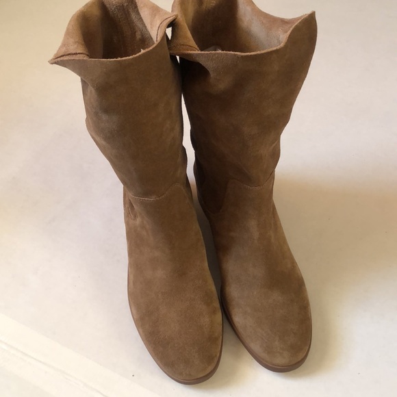 SOLE SOCIETY SUEDE LEATHER BOOTS/NWOT - Picture 4 of 17
